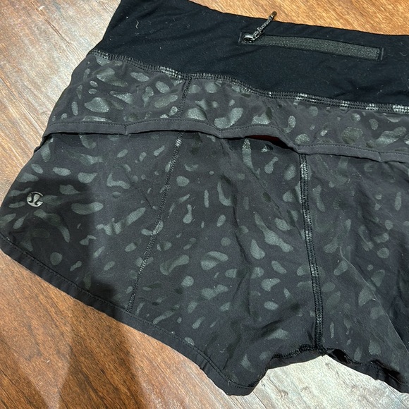 Lululemon Speed Up RARE shorts - Picture 3 of 3